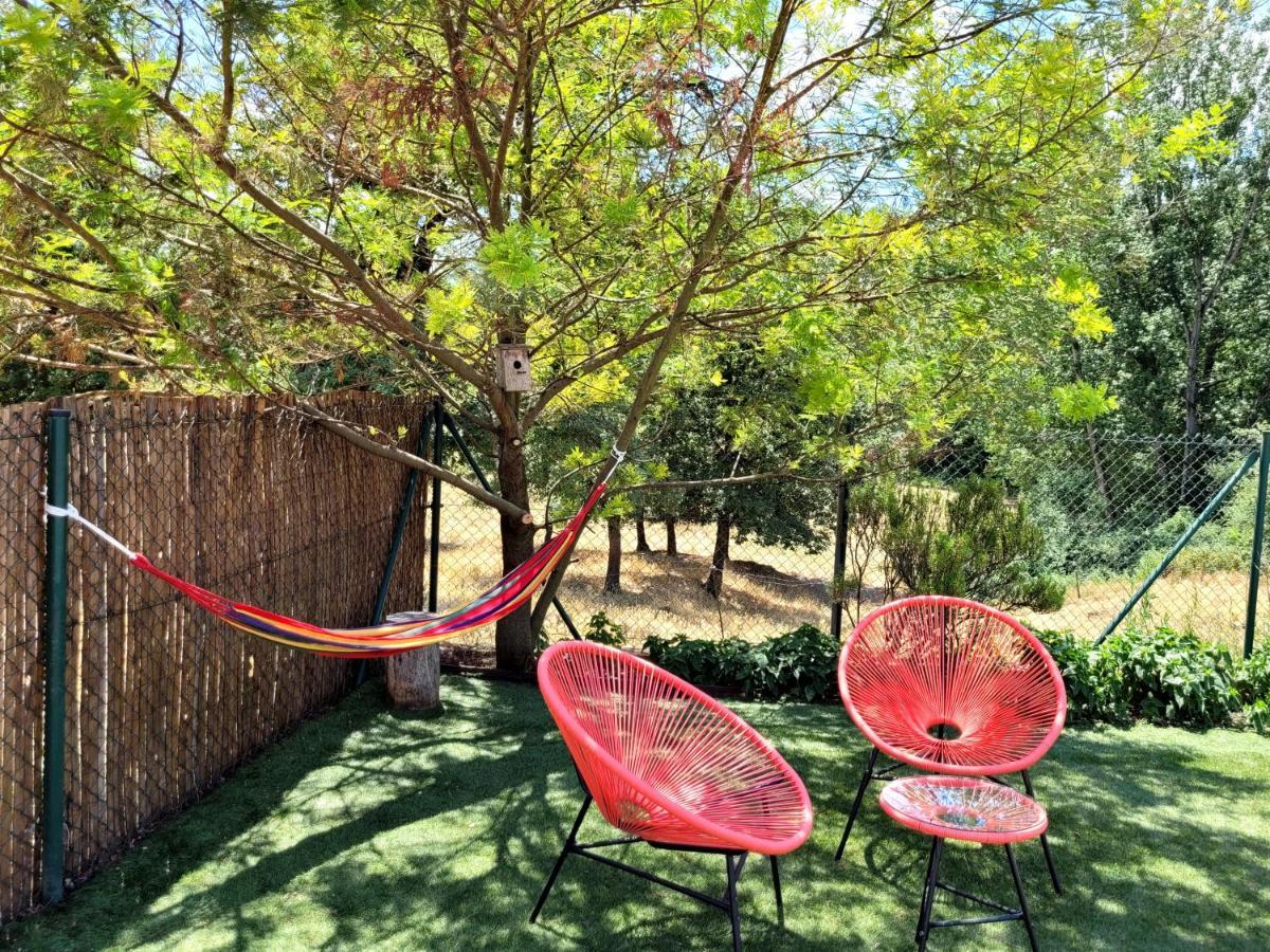 Harveys Homestay - Adults Only Mieres  Exteriör bild